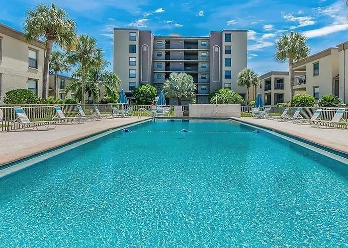 Sea Club #12 - The Dancing Dolphin * Clearwater Beach