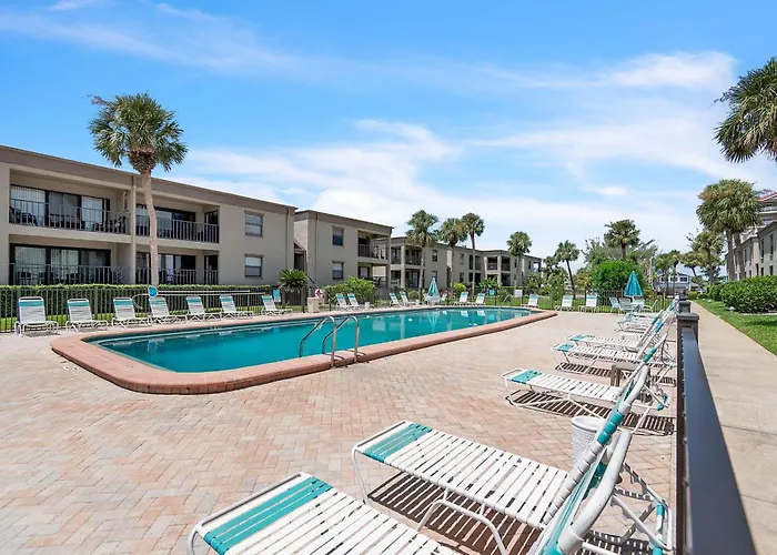 Sea Club #12 - The Dancing Dolphin Clearwater Beach